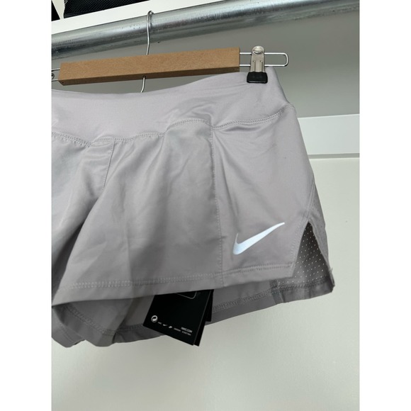 Nike Pants - NWT Nike‎ Dri-Fit Shorts Lilac Grey Size Small